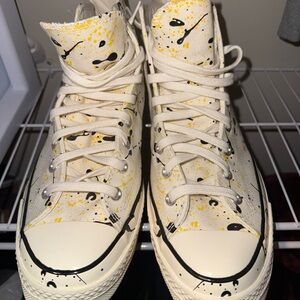 High-Top Sneakers with Paint Splatter Design